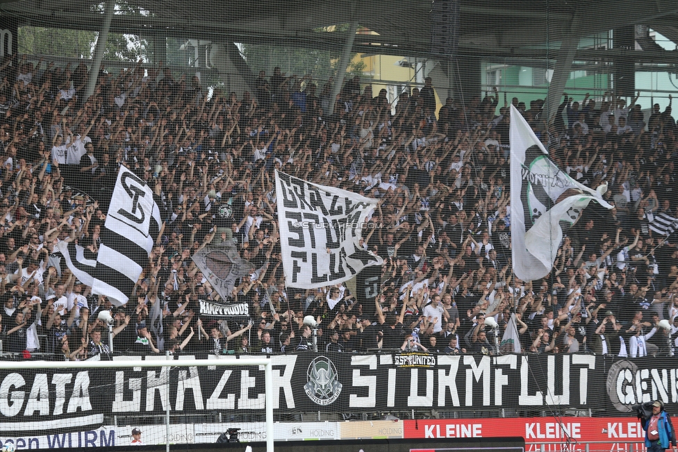 Sturm Graz - Admira Wacker
Oesterreichische Fussball Bundesliga, 35. Runde, SK Sturm Graz - FC Admira Wacker, Stadion Liebenau Graz, 12.05.2018. 

Foto zeigt Fans von Sturm
