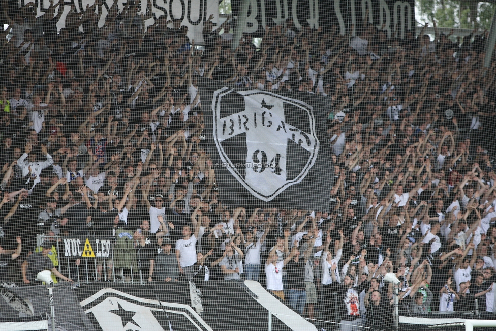 Sturm Graz - Admira Wacker
Oesterreichische Fussball Bundesliga, 35. Runde, SK Sturm Graz - FC Admira Wacker, Stadion Liebenau Graz, 12.05.2018. 

Foto zeigt Fans von Sturm
