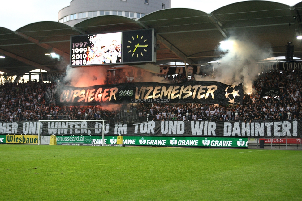 Sturm Graz - Admira Wacker
Oesterreichische Fussball Bundesliga, 35. Runde, SK Sturm Graz - FC Admira Wacker, Stadion Liebenau Graz, 12.05.2018. 

Foto zeigt Fans von Sturm mit einer Choreografie
Schlüsselwörter: pyrotechnik