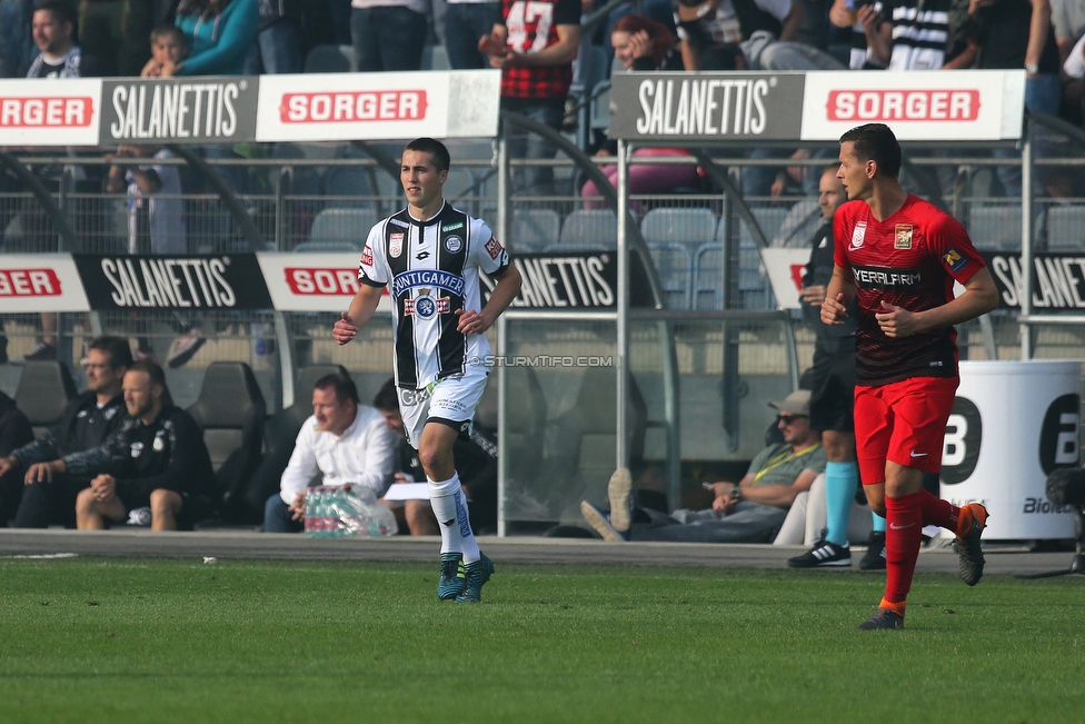 Sturm Graz - Admira Wacker
Oesterreichische Fussball Bundesliga, 35. Runde, SK Sturm Graz - FC Admira Wacker, Stadion Liebenau Graz, 12.05.2018. 

Foto zeigt Lukas Fadinger (Sturm)
Schlüsselwörter: pyrotechnik