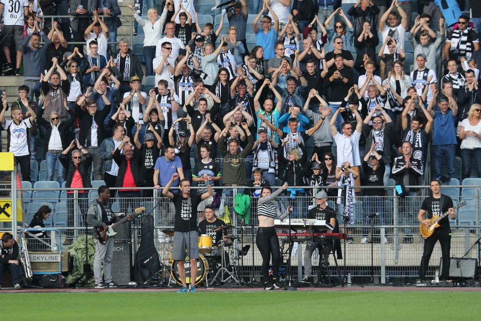 Sturm Graz - Admira Wacker
Oesterreichische Fussball Bundesliga, 35. Runde, SK Sturm Graz - FC Admira Wacker, Stadion Liebenau Graz, 12.05.2018. 

Foto zeigt die Band Egon 7 und Fans von Sturm
