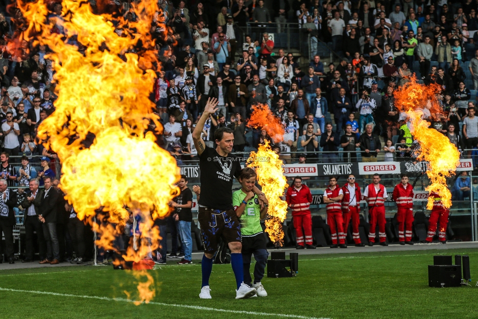 Sturm Graz - Admira Wacker
Oesterreichische Fussball Bundesliga, 35. Runde, SK Sturm Graz - FC Admira Wacker, Stadion Liebenau Graz, 12.05.2018. 

Foto zeigt Christian Gratzei (Sturm) mit seinem Sohn
