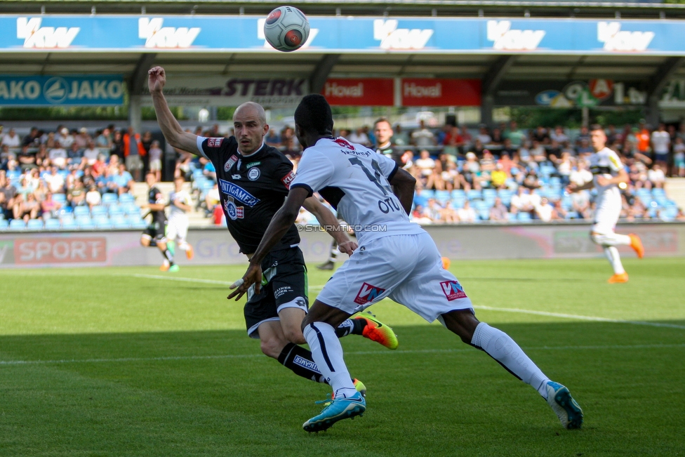 Altach - Sturm Graz
Oesterreichische Fussball Bundesliga, 36. Runde, SC Rheindorf Altach - SK Sturm Graz, Stadion Schnabelholz Altach, 27.05.2018. 

Foto zeigt Fabian Koch (Sturm) und Yusuf Otubanjo (Altach)
