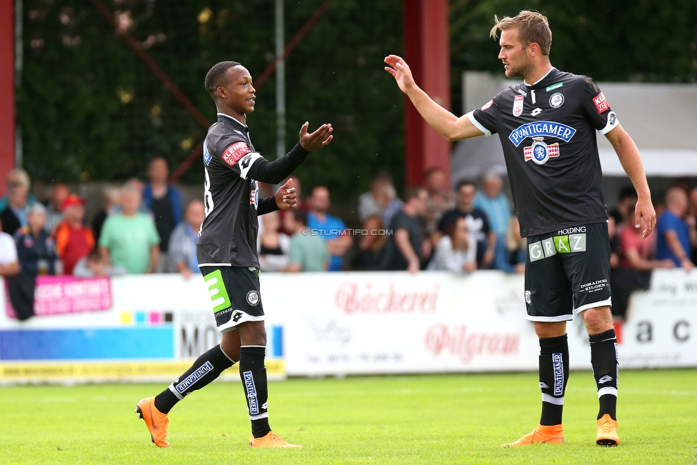 Voitsberg - Sturm Graz
Testspiel,  ASK Voitsberg - SK Sturm Graz, Sportplatz Voitsberg, 23.06.2018. 

Foto zeigt Michael John Lema (Sturm) und Lukas Grozurek (Sturm)
