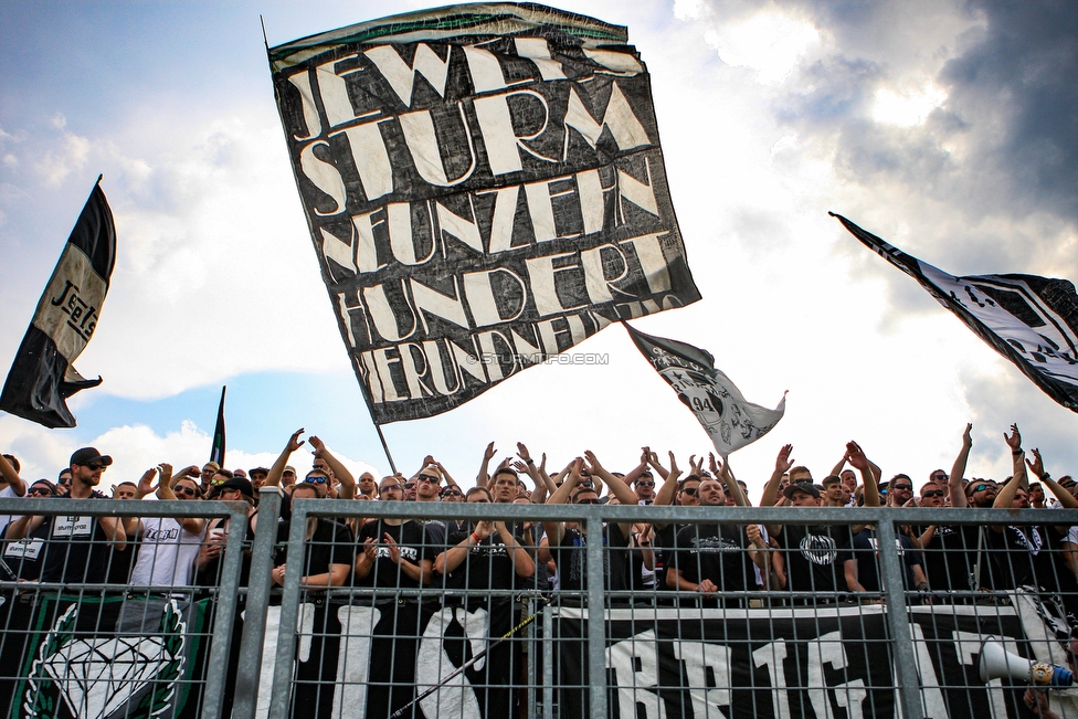 Siegendorf - Sturm Graz
OEFB Cup, 1. Runde, ASV Siegendorf - SK Sturm Graz, Heidenboden Stadion Parndorf, 21.07.2018. 

Foto zeigt Fans von Sturm
