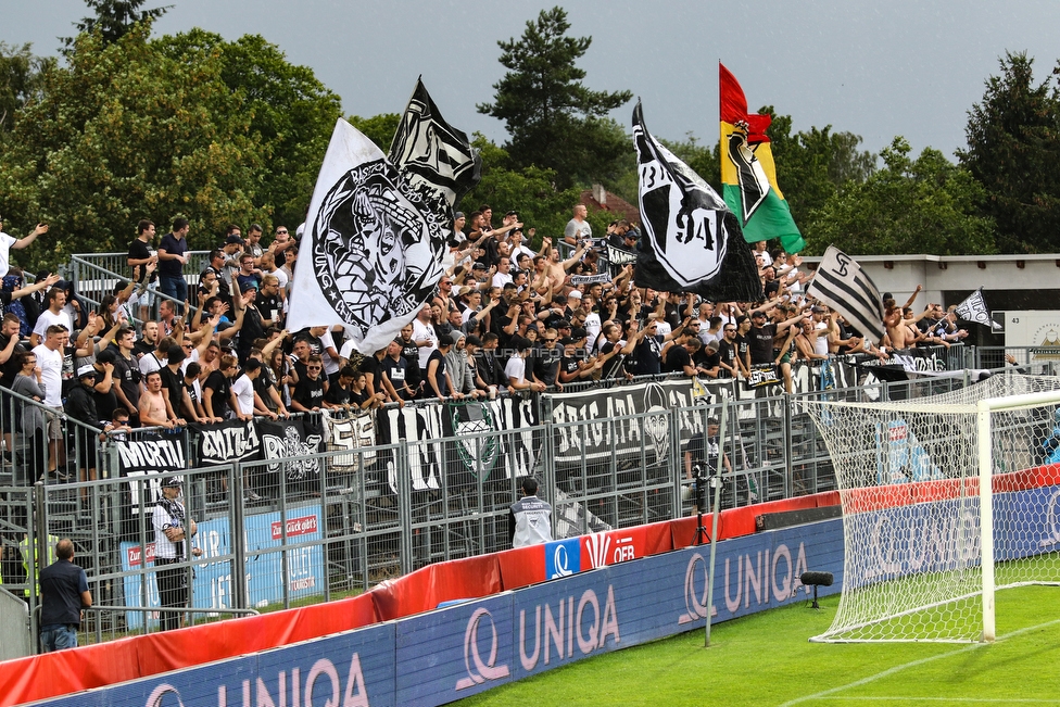 Siegendorf - Sturm Graz
OEFB Cup, 1. Runde, ASV Siegendorf - SK Sturm Graz, Heidenboden Stadion Parndorf, 21.07.2018. 

Foto zeigt Fans von Sturm
