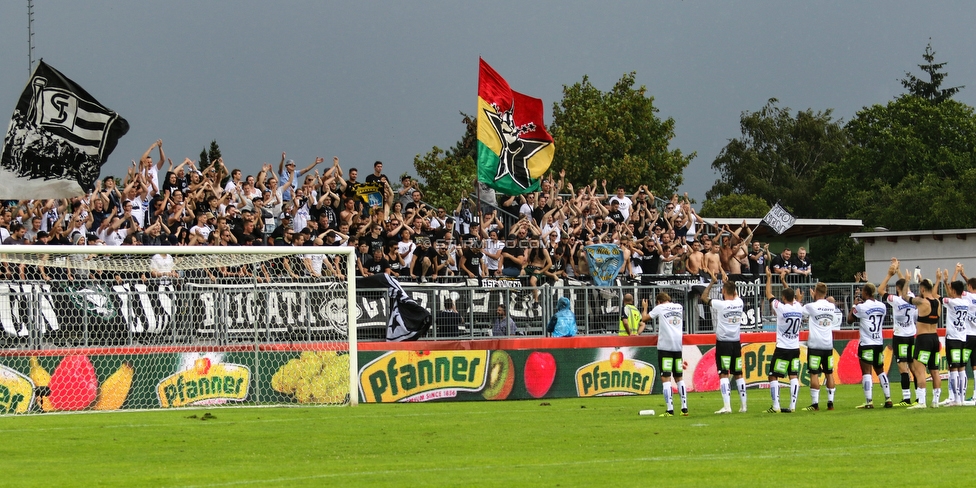 Siegendorf - Sturm Graz
OEFB Cup, 1. Runde, ASV Siegendorf - SK Sturm Graz, Heidenboden Stadion Parndorf, 21.07.2018. 

Foto zeigt Fans von Sturm
