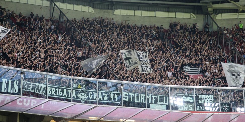 Ajax Amsterdam - Sturm Graz
UEFA Champions League Qualifikation 2. Runde, Ajax Amsterdam - SK Sturm Graz, Johan Cruijff Arena Amsterdam, 25.07.2018. 

Foto zeigt Fans von Sturm
