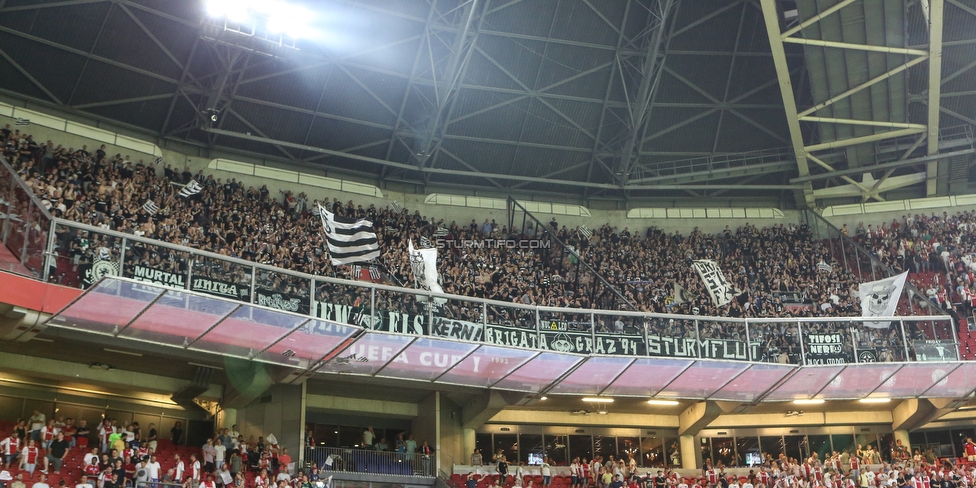 Ajax Amsterdam - Sturm Graz
UEFA Champions League Qualifikation 2. Runde, Ajax Amsterdam - SK Sturm Graz, Johan Cruijff Arena Amsterdam, 25.07.2018. 

Foto zeigt Fans von Sturm
