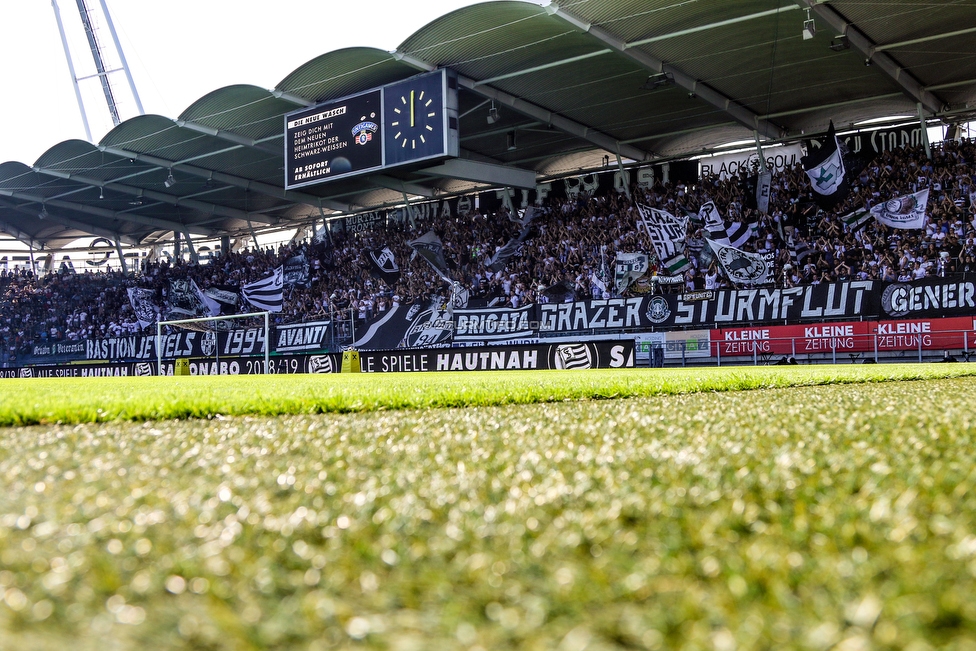 Sturm Graz - Hartberg
Oesterreichische Fussball Bundesliga, 1. Runde, SK Sturm Graz - TSV Hartberg, Stadion Liebenau Graz, 28.07.2018. 

Foto zeigt Fans von Sturm
