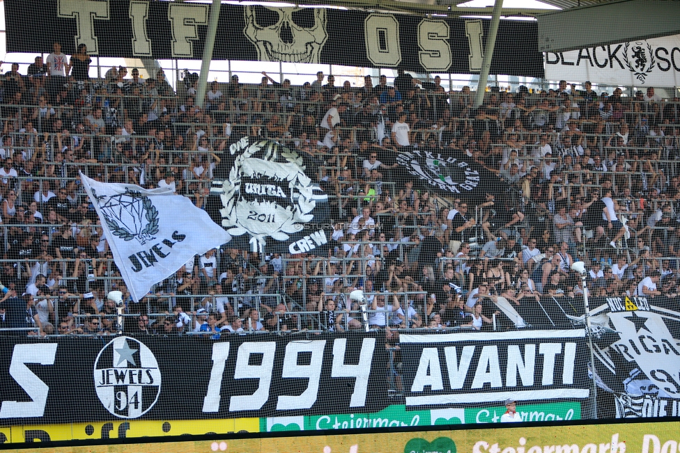 Sturm Graz - Hartberg
Oesterreichische Fussball Bundesliga, 1. Runde, SK Sturm Graz - TSV Hartberg, Stadion Liebenau Graz, 28.07.2018. 

Foto zeigt Fans von Sturm
