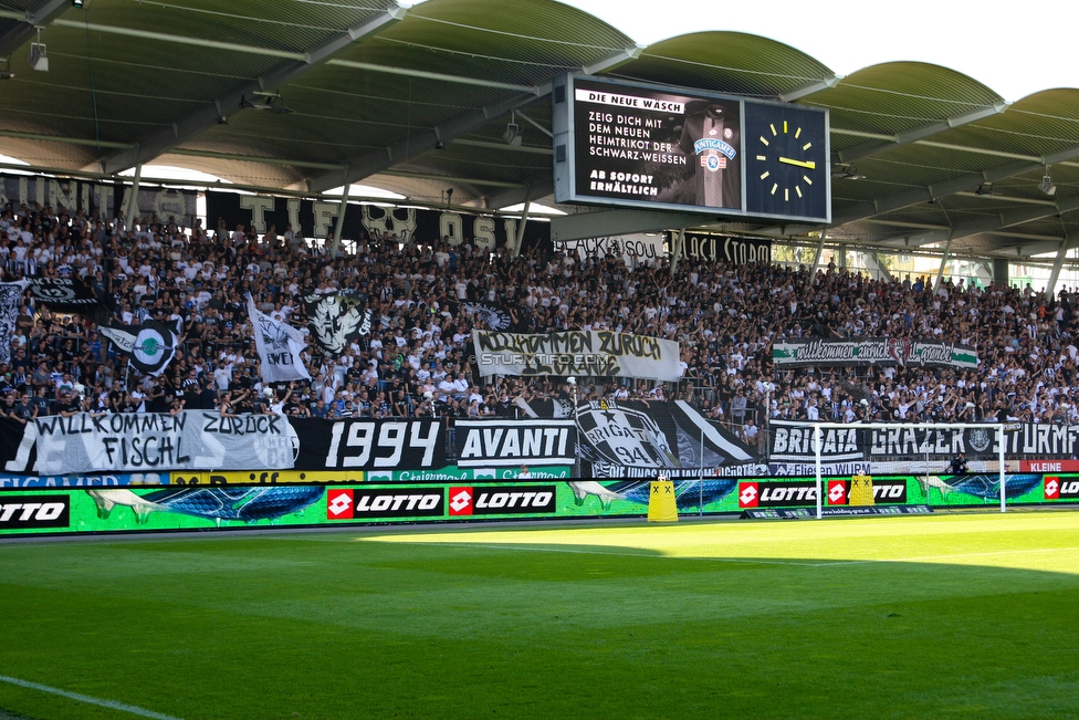 Sturm Graz - Hartberg
Oesterreichische Fussball Bundesliga, 1. Runde, SK Sturm Graz - TSV Hartberg, Stadion Liebenau Graz, 28.07.2018. 

Foto zeigt Fans von Sturm mit einem Spruchband
