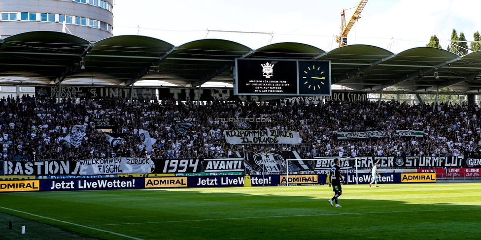 Sturm Graz - Hartberg
Oesterreichische Fussball Bundesliga, 1. Runde, SK Sturm Graz - TSV Hartberg, Stadion Liebenau Graz, 28.07.2018. 

Foto zeigt Fans von Sturm mit einem Spruchband
