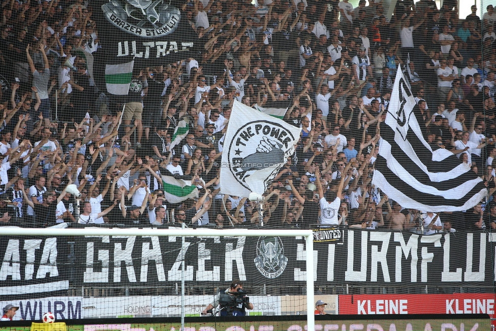 Sturm Graz - Hartberg
Oesterreichische Fussball Bundesliga, 1. Runde, SK Sturm Graz - TSV Hartberg, Stadion Liebenau Graz, 28.07.2018. 

Foto zeigt Fans von Sturm
