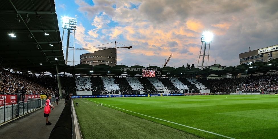 Sturm Graz - Ajax Amsterdam
UEFA Champions League Qualifikation 2. Runde, SK Sturm Graz - Ajax Amsterdam, Stadion Liebenau Graz, 01.08.2018. 

Foto zeigt Fans von Sturm mit einer Choreografie
