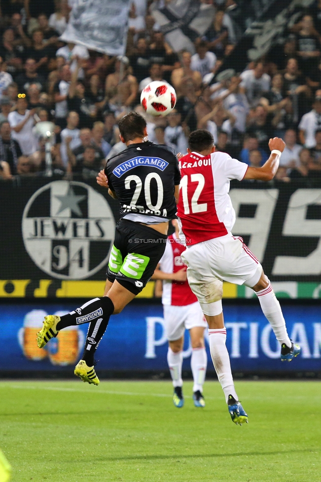 Sturm Graz - Ajax Amsterdam
UEFA Champions League Qualifikation 2. Runde, SK Sturm Graz - Ajax Amsterdam, Stadion Liebenau Graz, 01.08.2018. 

Foto zeigt Filipe Miguel Neves Ferreira (Sturm) und Noussair Mazraoui (Ajax)
