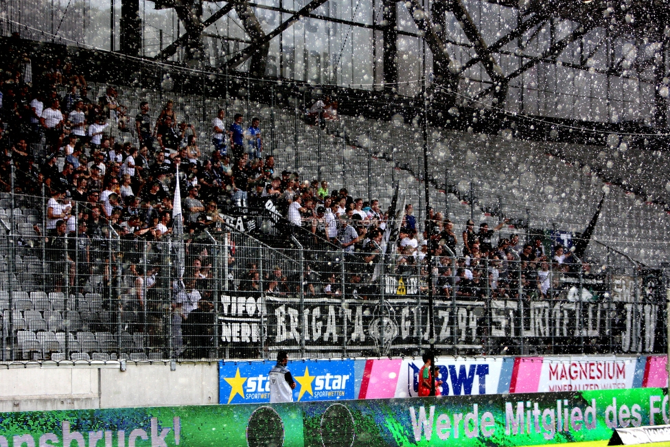 Innsbruck - Sturm Graz
Oesterreichische Fussball Bundesliga, 2. Runde, FC Wacker Innsbruck - SK Sturm Graz, Tivoli Neu Innsbruck, 04.08.2018. 

Foto zeigt Fans von Sturm
