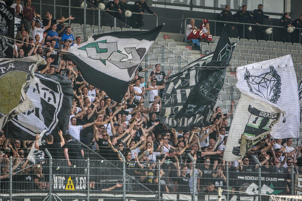 Innsbruck - Sturm Graz
Oesterreichische Fussball Bundesliga, 2. Runde, FC Wacker Innsbruck - SK Sturm Graz, Tivoli Neu Innsbruck, 04.08.2018. 

Foto zeigt Fans von Sturm
