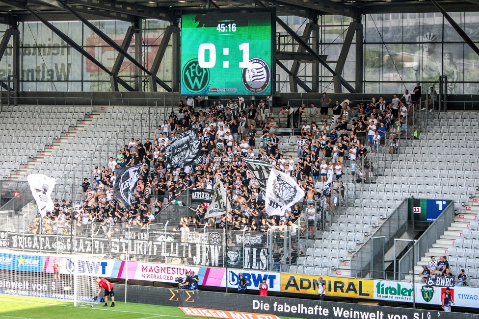 Innsbruck - Sturm Graz
Oesterreichische Fussball Bundesliga, 2. Runde, FC Wacker Innsbruck - SK Sturm Graz, Tivoli Neu Innsbruck, 04.08.2018. 

Foto zeigt Fans von Sturm
