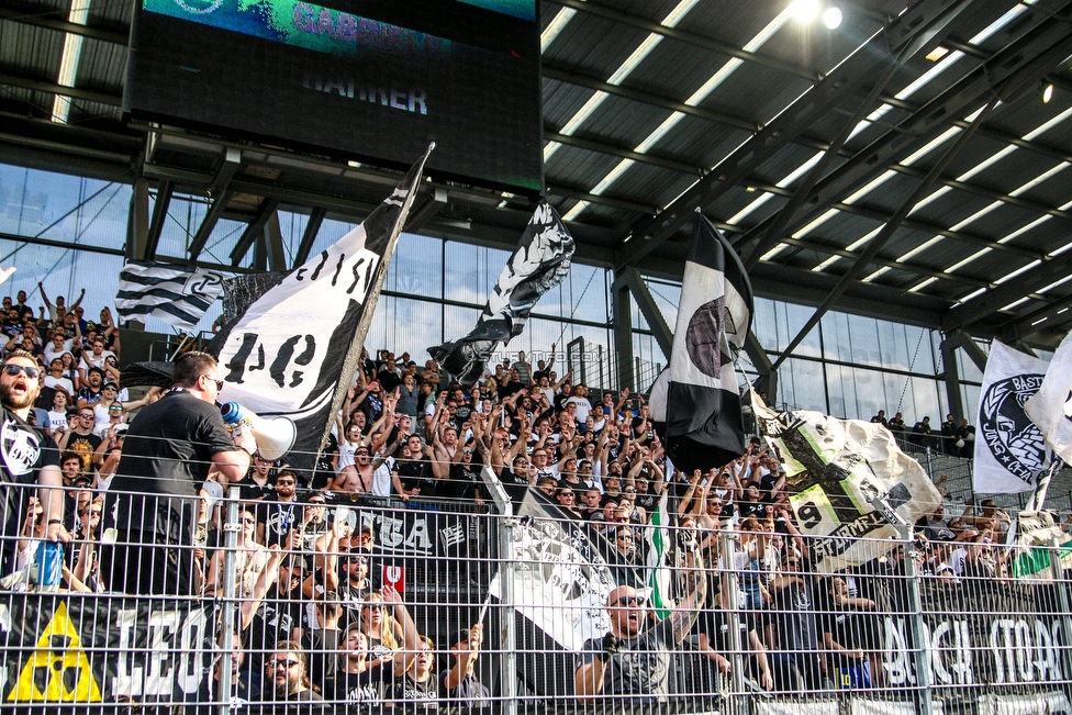 Innsbruck - Sturm Graz
Oesterreichische Fussball Bundesliga, 2. Runde, FC Wacker Innsbruck - SK Sturm Graz, Tivoli Neu Innsbruck, 04.08.2018. 

Foto zeigt Fans von Sturm
