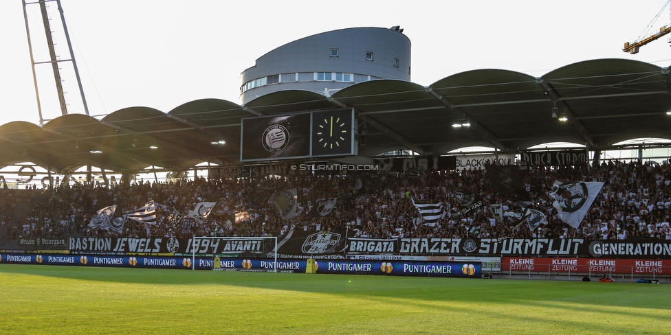 Sturm Graz - Larnaka
UEFA Europa League Qualifikation 3. Runde, SK Sturm Graz - AEK Larnaka, Stadion Liebenau Graz, 09.08.2018. 

Foto zeigt Fans von Sturm
