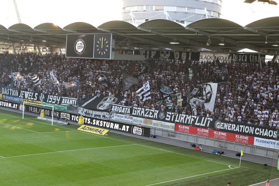 Sturm Graz - Larnaka
UEFA Europa League Qualifikation 3. Runde, SK Sturm Graz - AEK Larnaka, Stadion Liebenau Graz, 09.08.2018. 

Foto zeigt Fans von Sturm
