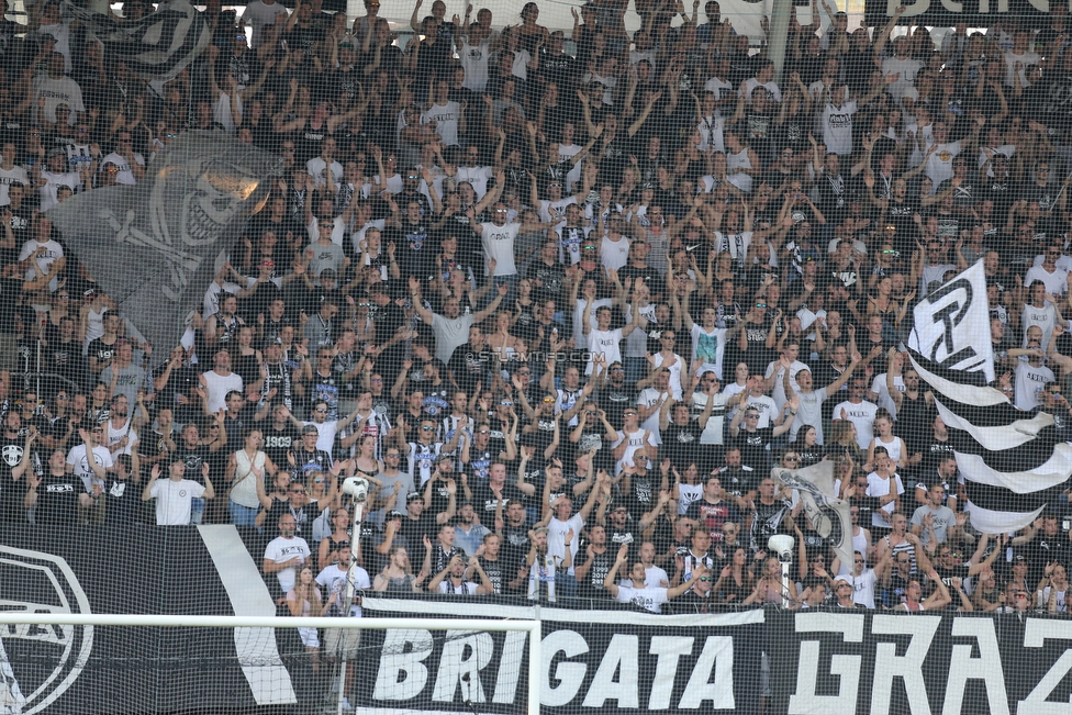 Sturm Graz - Larnaka
UEFA Europa League Qualifikation 3. Runde, SK Sturm Graz - AEK Larnaka, Stadion Liebenau Graz, 09.08.2018. 

Foto zeigt Fans von Sturm
