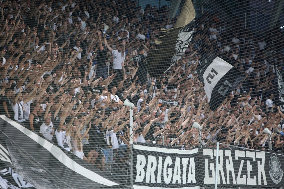 Sturm Graz - Larnaka
UEFA Europa League Qualifikation 3. Runde, SK Sturm Graz - AEK Larnaka, Stadion Liebenau Graz, 09.08.2018. 

Foto zeigt Fans von Sturm
