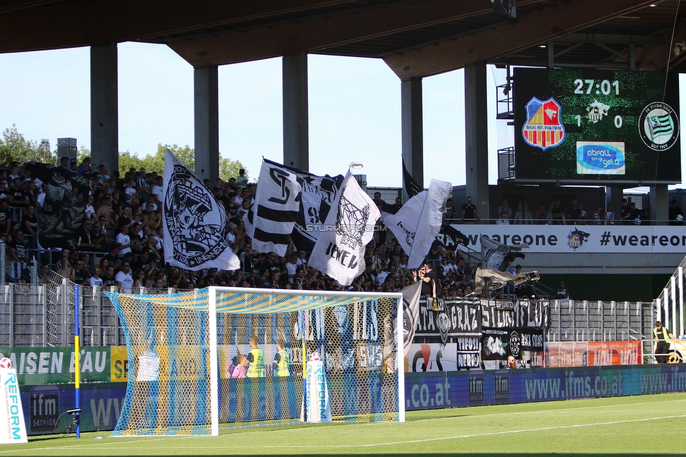 St. Poelten - Sturm Graz
Oesterreichische Fussball Bundesliga, 3. Runde, SKN St. Poelten - SK Sturm Graz, Arena St. Poelten, 12.08.2018. 

Foto zeigt Fans von Sturm
