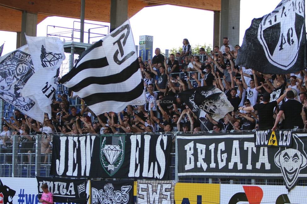 St. Poelten - Sturm Graz
Oesterreichische Fussball Bundesliga, 3. Runde, SKN St. Poelten - SK Sturm Graz, Arena St. Poelten, 12.08.2018. 

Foto zeigt Fans von Sturm
