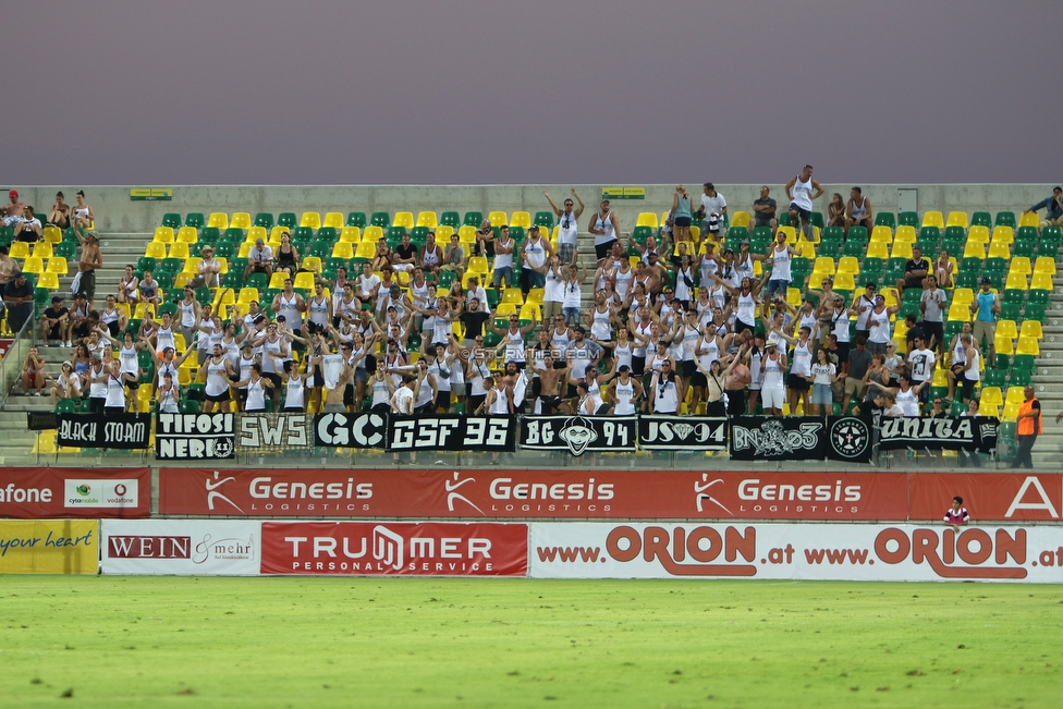 Larnaka - Sturm Graz
UEFA Europa League Qualifikation 3. Runde, AEK Larnaka - SK Sturm Graz, AEK Arena Larnaka, 16.08.2018. 

Foto zeigt Fans von Sturm
