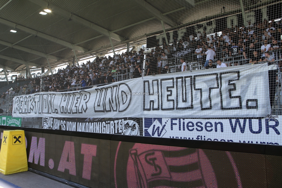 Sturm Graz - Altach
Oesterreichische Fussball Bundesliga, 1. Runde, SK Sturm Graz - SC Rheindorf Altach, Stadion Liebenau Graz, 19.08.2018. 

Foto zeigt Fans von Sturm mit einem Spruchband
Schlüsselwörter: protest