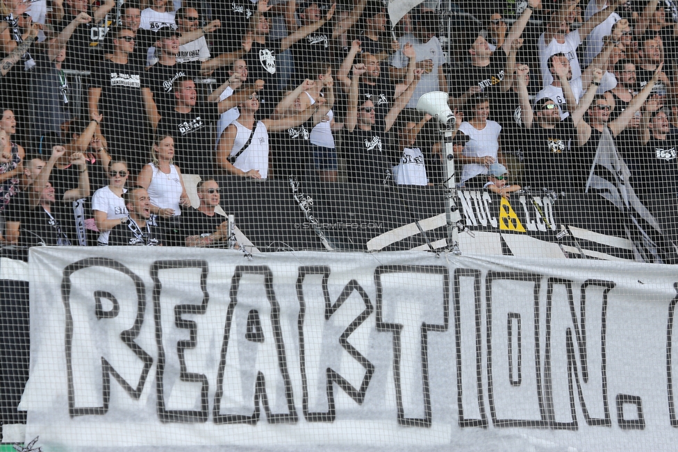 Sturm Graz - Altach
Oesterreichische Fussball Bundesliga, 1. Runde, SK Sturm Graz - SC Rheindorf Altach, Stadion Liebenau Graz, 19.08.2018. 

Foto zeigt Fans von Sturm mit einem Spruchband
Schlüsselwörter: protest