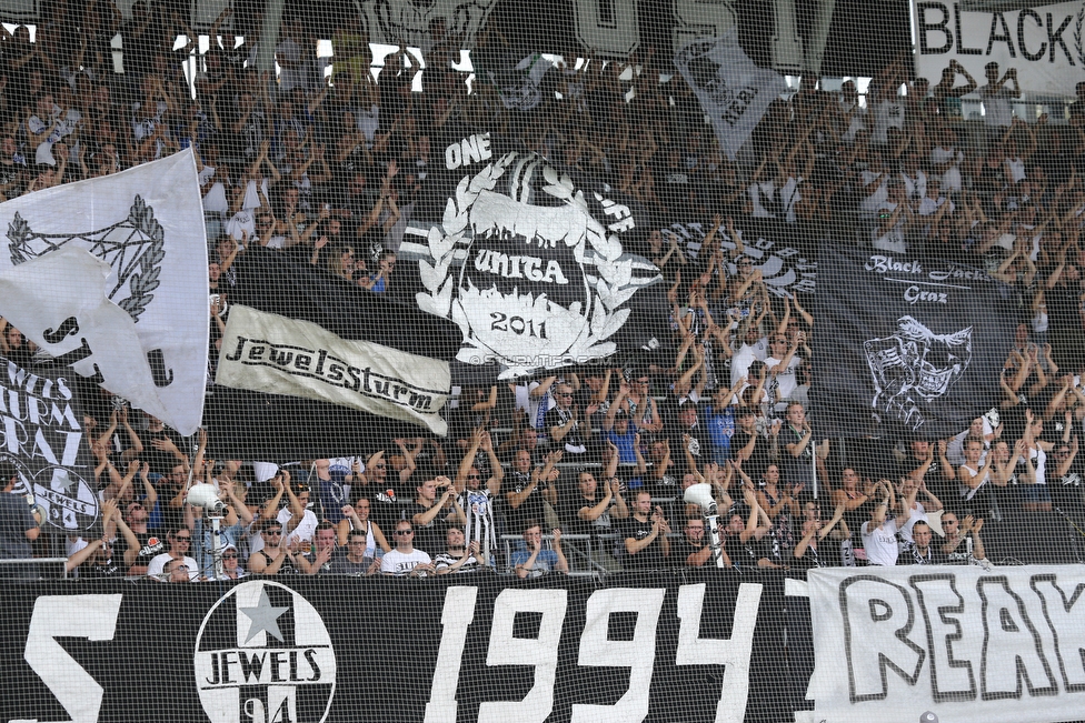 Sturm Graz - Altach
Oesterreichische Fussball Bundesliga, 1. Runde, SK Sturm Graz - SC Rheindorf Altach, Stadion Liebenau Graz, 19.08.2018. 

Foto zeigt Fans von Sturm
