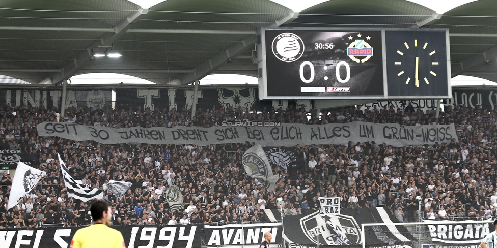 Sturm Graz - Rapid Wien
Oesterreichische Fussball Bundesliga, 6. Runde, SK Sturm Graz - SK Rapid Wien, Stadion Liebenau Graz, 02.09.2018. 

Foto zeigt Fans von Sturm mit einem Spruchband
