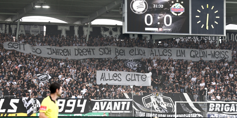 Sturm Graz - Rapid Wien
Oesterreichische Fussball Bundesliga, 6. Runde, SK Sturm Graz - SK Rapid Wien, Stadion Liebenau Graz, 02.09.2018. 

Foto zeigt Fans von Sturm mit einem Spruchband
