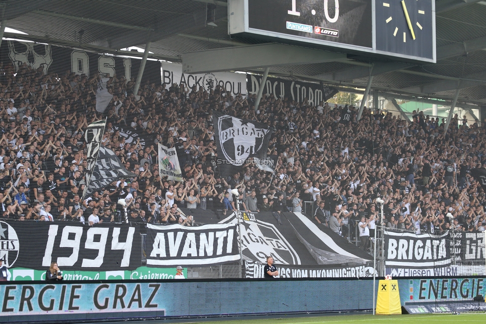 Sturm Graz - Rapid Wien
Oesterreichische Fussball Bundesliga, 6. Runde, SK Sturm Graz - SK Rapid Wien, Stadion Liebenau Graz, 02.09.2018. 

Foto zeigt Fans von Sturm
