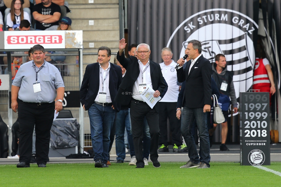 Sturm Graz - Rapid Wien
Oesterreichische Fussball Bundesliga, 6. Runde, SK Sturm Graz - SK Rapid Wien, Stadion Liebenau Graz, 02.09.2018. 

Foto zeigt Ludwig Krentl (Stadionsprecher Sturm) und Christian Jauk (Praesident Sturm)
