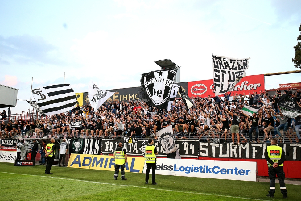 Admira Wacker - Sturm Graz
Oesterreichische Fussball Bundesliga, 7. Runde, FC Admira Wacker Moedling - SK Sturm Graz, Stadion Suedstadt Maria Enzersdorf, 15.09.2018. 

Foto zeigt Fans von Sturm
