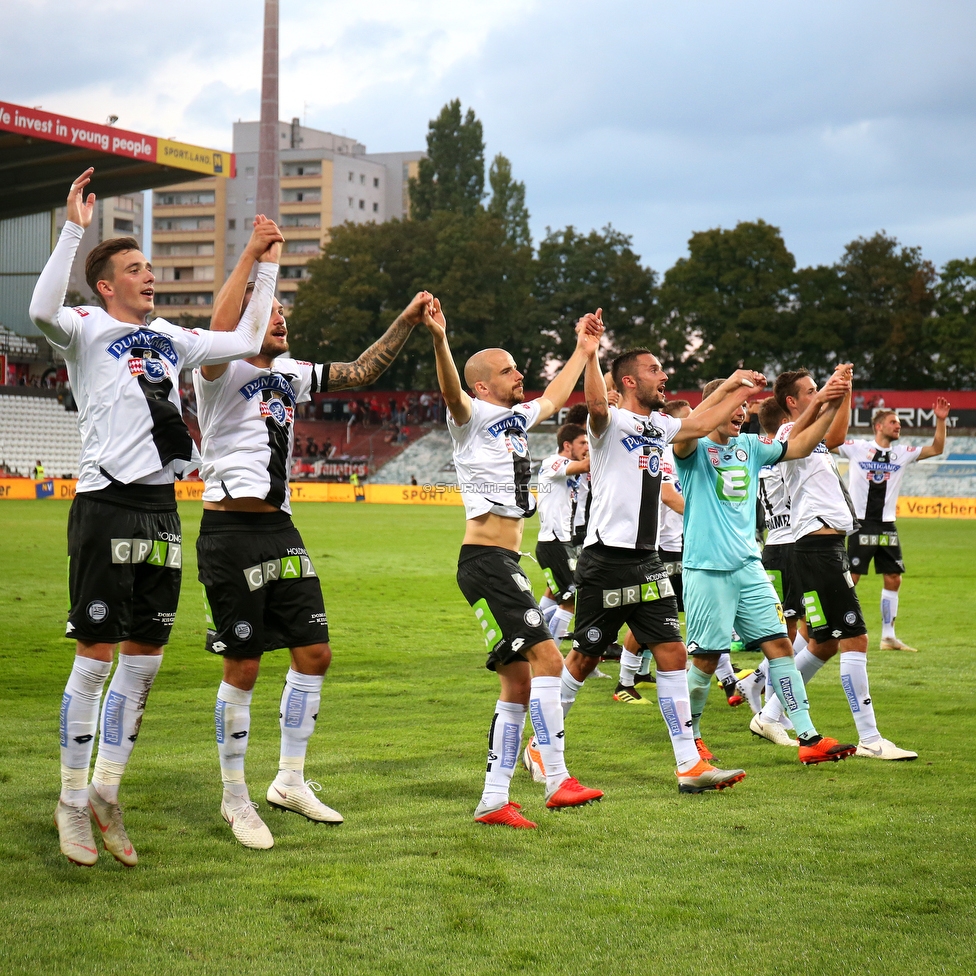 Admira Wacker - Sturm Graz
Oesterreichische Fussball Bundesliga, 7. Runde, FC Admira Wacker Moedling - SK Sturm Graz, Stadion Suedstadt Maria Enzersdorf, 15.09.2018. 

Foto zeigt die Mannschaft von Sturm
Schlüsselwörter: jubel