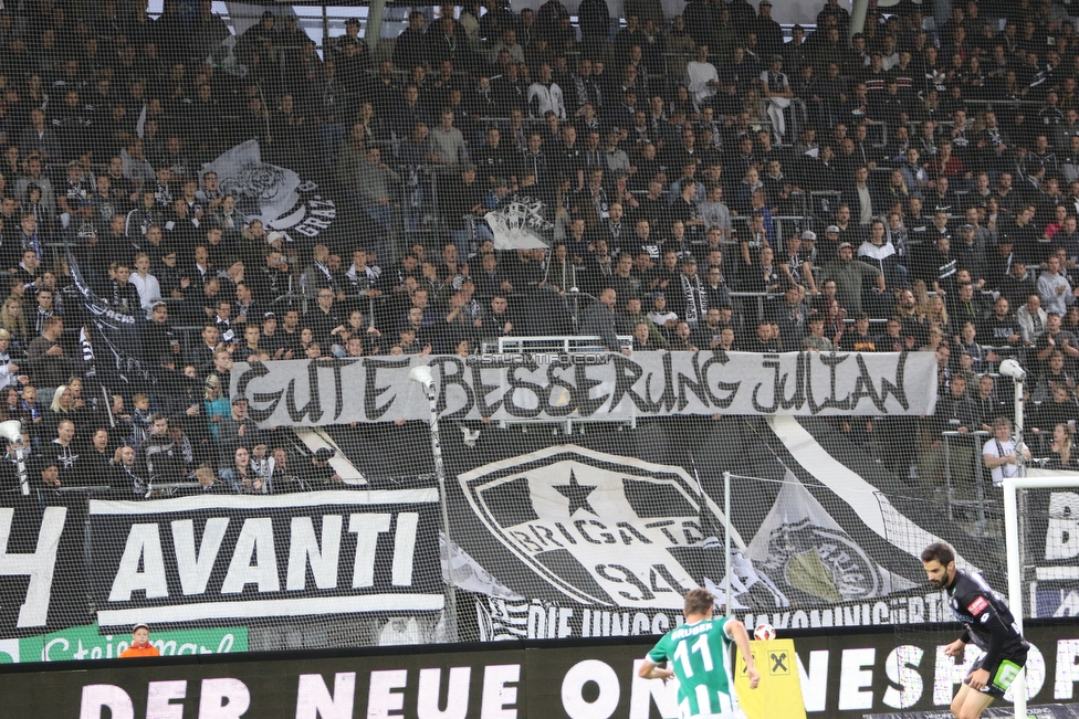 Sturm Graz - Mattersburg
Oesterreichische Fussball Bundesliga, 8. Runde, SK Sturm Graz - SV Mattersburg, Stadion Liebenau Graz, 22.09.2018. 

Foto zeigt Fans von Sturm mit einem Spruchband
