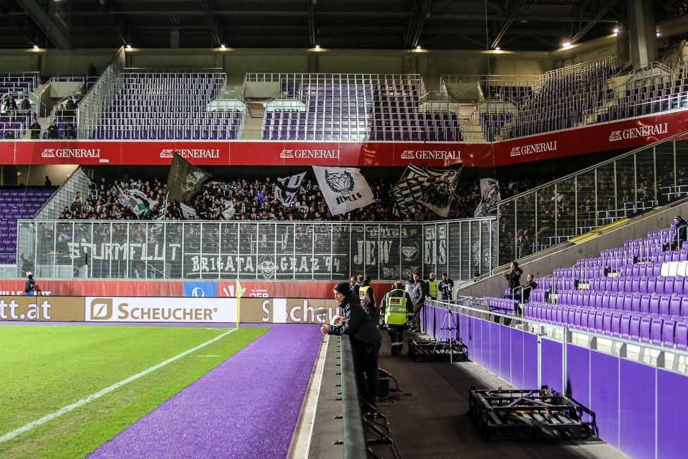 Austria Wien - Sturm Graz
OEFB Cup, 2. Runde, FK Austria Wien - SK Sturm Graz, Franz Horr Stadion Wien, 26.09.2018. 

Foto zeigt Fans von Sturm
