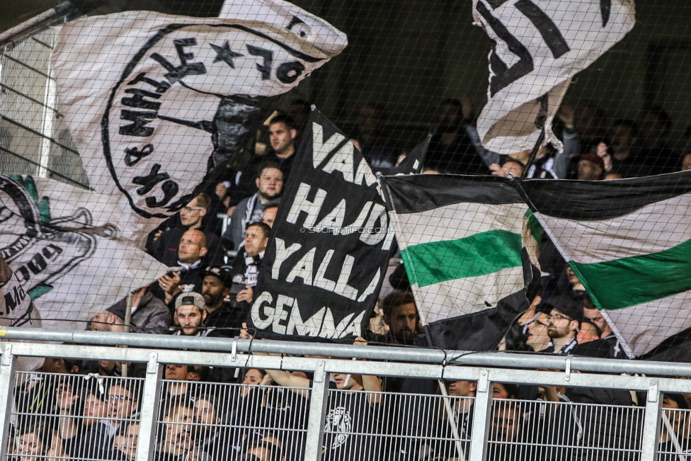 Austria Wien - Sturm Graz
OEFB Cup, 2. Runde, FK Austria Wien - SK Sturm Graz, Franz Horr Stadion Wien, 26.09.2018. 

Foto zeigt Fans von Sturm
