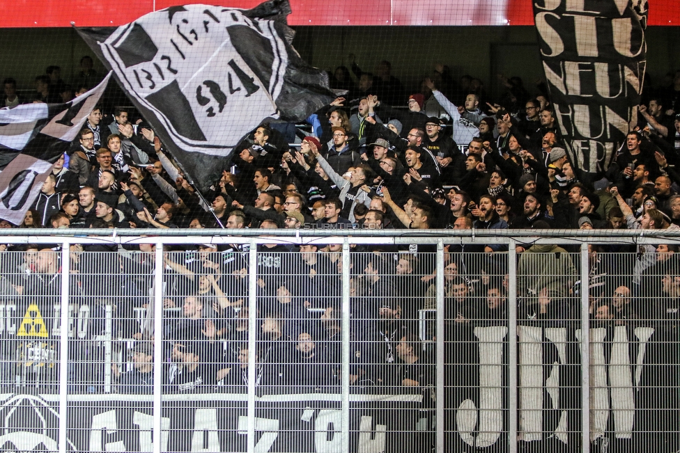 Austria Wien - Sturm Graz
OEFB Cup, 2. Runde, FK Austria Wien - SK Sturm Graz, Franz Horr Stadion Wien, 26.09.2018. 

Foto zeigt Fans von Sturm
