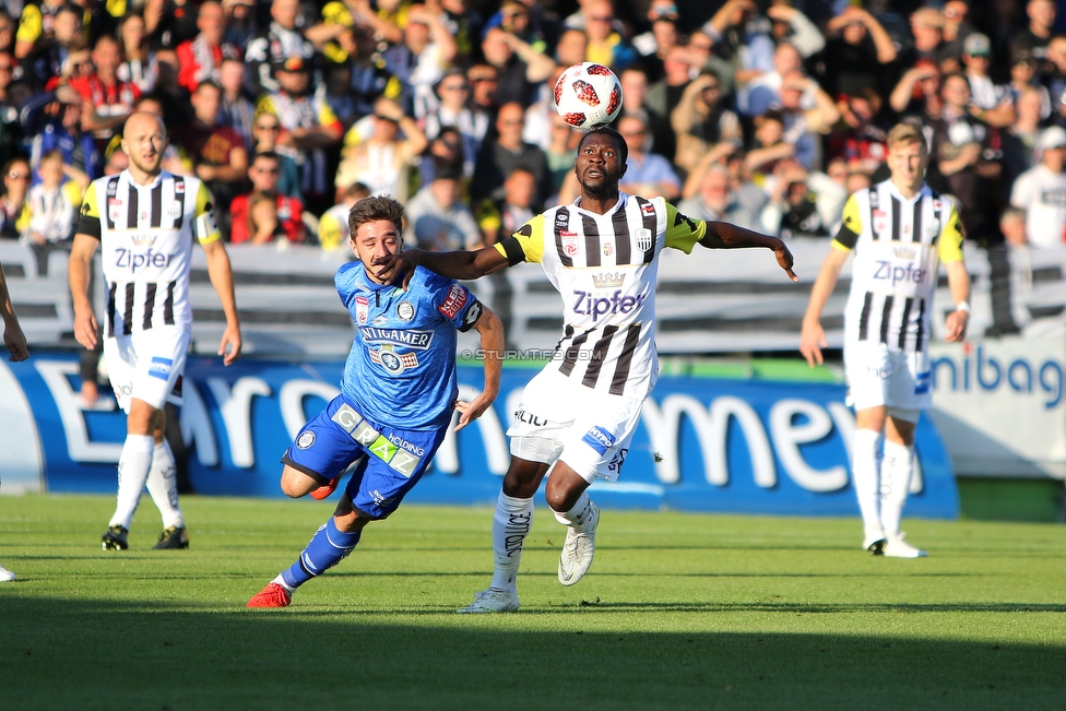 LASK - Sturm Graz
Oesterreichische Fussball Bundesliga, 9. Runde, LASK - SK Sturm Graz, Waldstadion Pasching, 30.09.2018. 

Foto zeigt Otar Kiteishvili (Sturm) und Yusuf Otubanjo (LASK)
