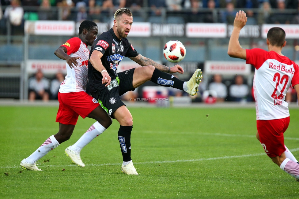 Sturm Graz - Salzburg
Oesterreichische Fussball Bundesliga, 10. Runde, SK Sturm Graz - FC RB Salzburg, Stadion Liebenau Graz, 07.10.2018. 

Foto zeigt Peter Zulj (Sturm) und Stefan Lainer (Salzburg)
