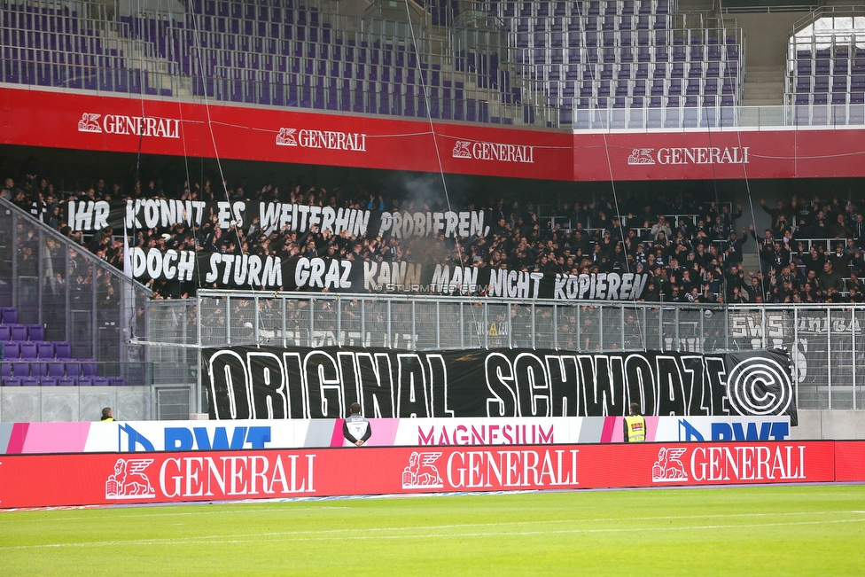 Austria Wien - Sturm Graz
Oesterreichische Fussball Bundesliga, 11. Runde, FK Austria Wien - SK Sturm Graz, Franz Horr Stadion Wien, 21.10.2018. 

Foto zeigt Fans von Sturm mit einer Choreografie
