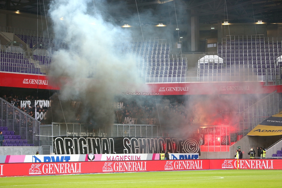 Austria Wien - Sturm Graz
Oesterreichische Fussball Bundesliga, 11. Runde, FK Austria Wien - SK Sturm Graz, Franz Horr Stadion Wien, 21.10.2018. 

Foto zeigt Fans von Sturm mit einer Choreografie
Schlüsselwörter: pyrotechnik