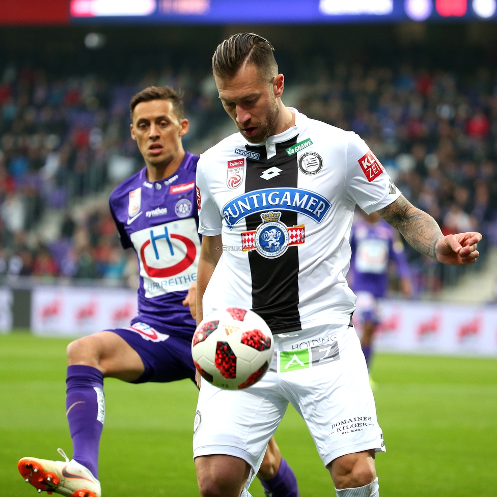 Austria Wien - Sturm Graz
Oesterreichische Fussball Bundesliga, 11. Runde, FK Austria Wien - SK Sturm Graz, Franz Horr Stadion Wien, 21.10.2018. 

Foto zeigt Uros Matic (Austria) und Peter Zulj (Sturm)
