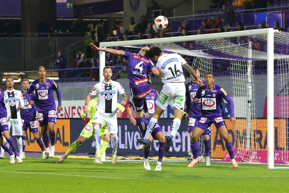 Austria Wien - Sturm Graz
Oesterreichische Fussball Bundesliga, 11. Runde, FK Austria Wien - SK Sturm Graz, Franz Horr Stadion Wien, 21.10.2018. 

Foto zeigt James Jeggo (Austria) und Philipp Hosiner (Sturm)
Schlüsselwörter: kopfball